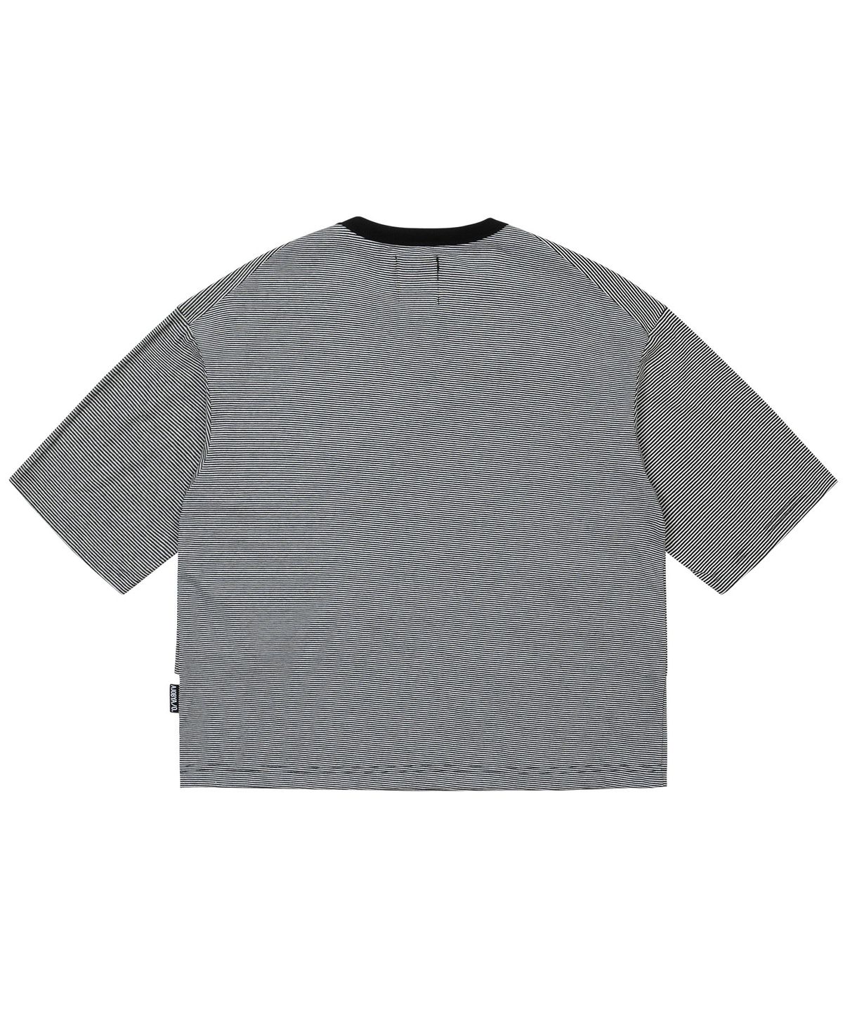 아조바이아조(AJOBYAJO) Paneled Stripe Cropped T-Shirt [BLACK]