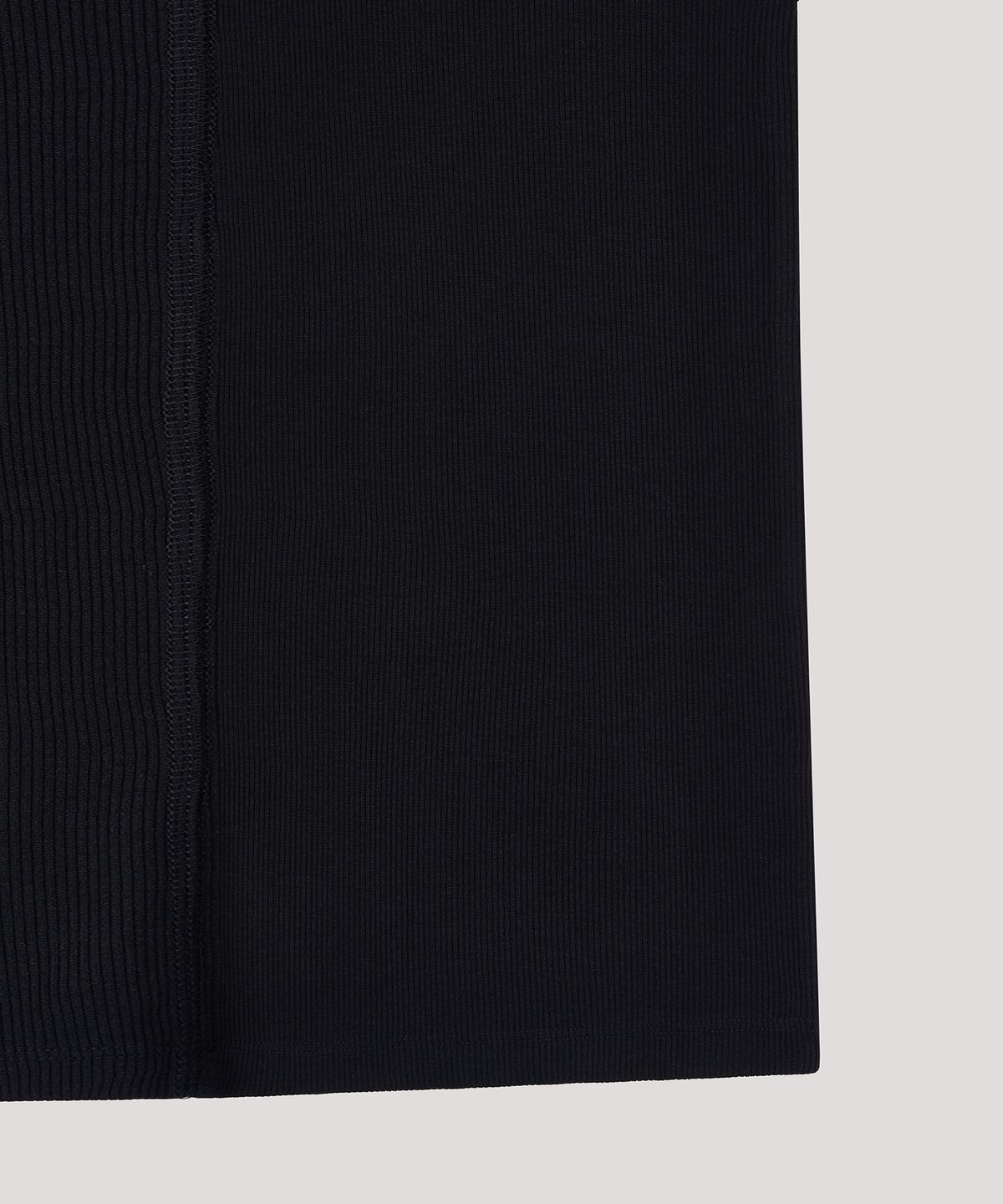 더 릴(THE LILLE) U-Neck Sleeveless Top_Black