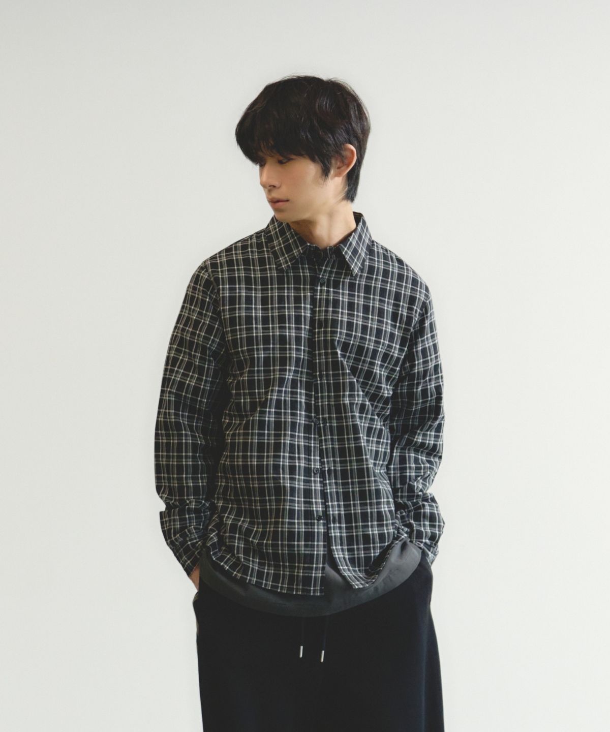 이스트서비스샵(eastserviceshop) 빈티지 클래식 체크 셔츠 - 블랙