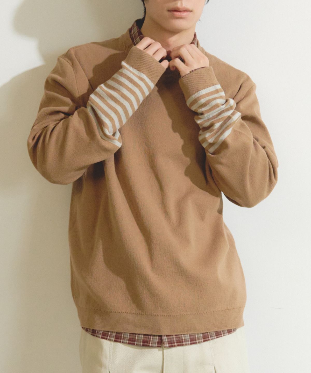 이스트서비스샵(eastserviceshop) 웨스트 스트라이프 릴렉스 라운드 니트 - 베이지