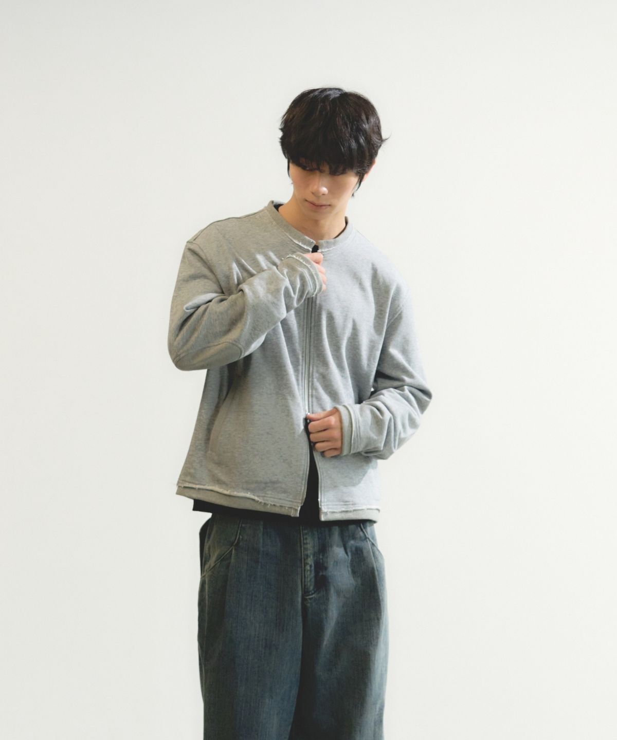 이스트서비스샵(eastserviceshop) 네추럴 커팅 논카라 자켓 - 멜란지 그레이