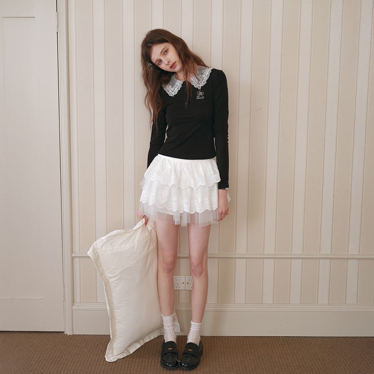 쎄무아듀(CEST MOIDEW) Cest_Lace collar slim long sleeve top