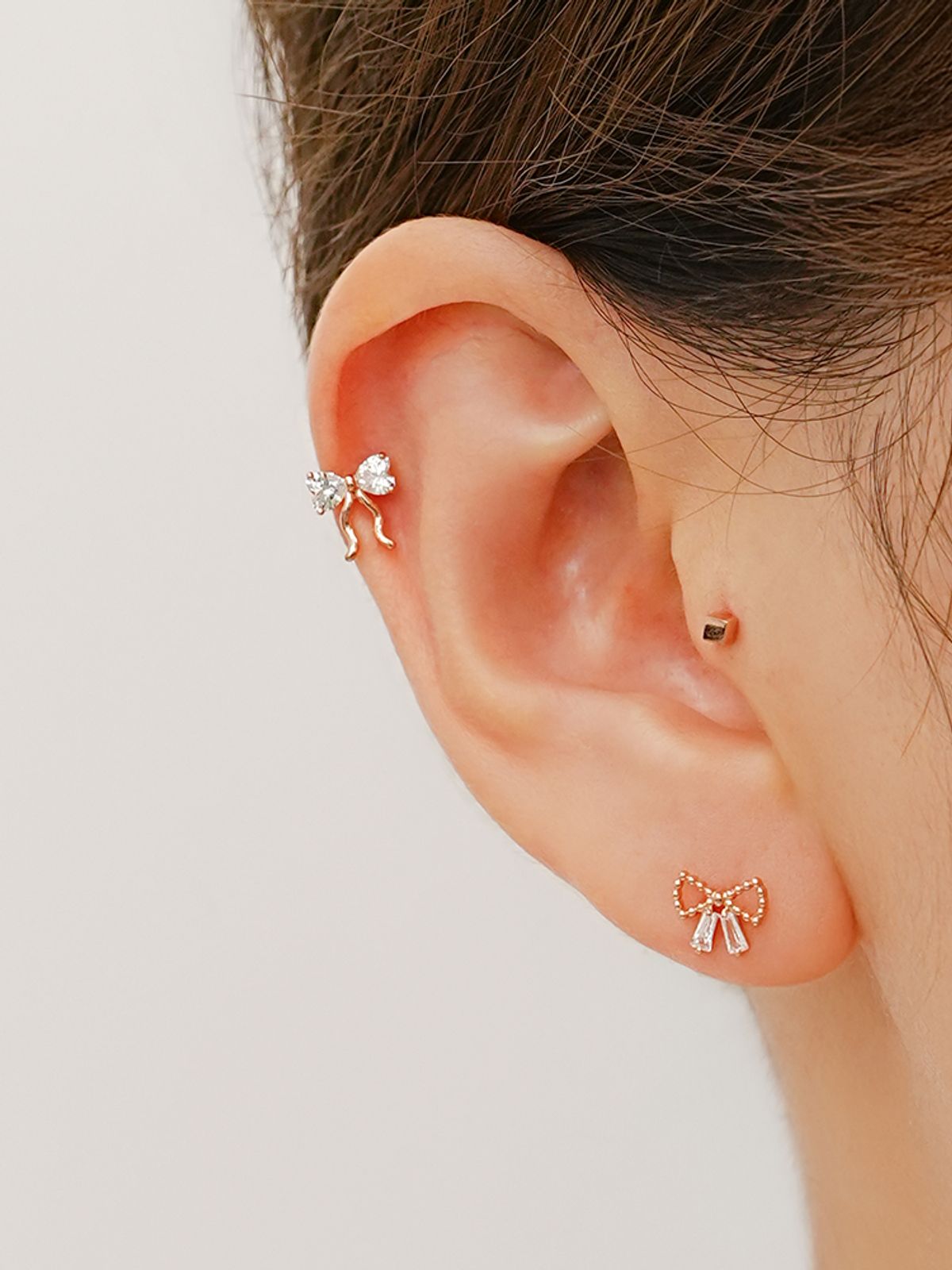 미니멀피어싱(MINIMALPIERCING) 14K 샤이닝 리본 매듭 피어싱 귀걸이