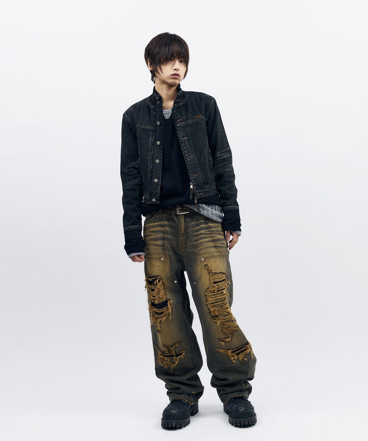 아캄(AAKAM) Ribbed Denim Zip-Up Jacket (Black)