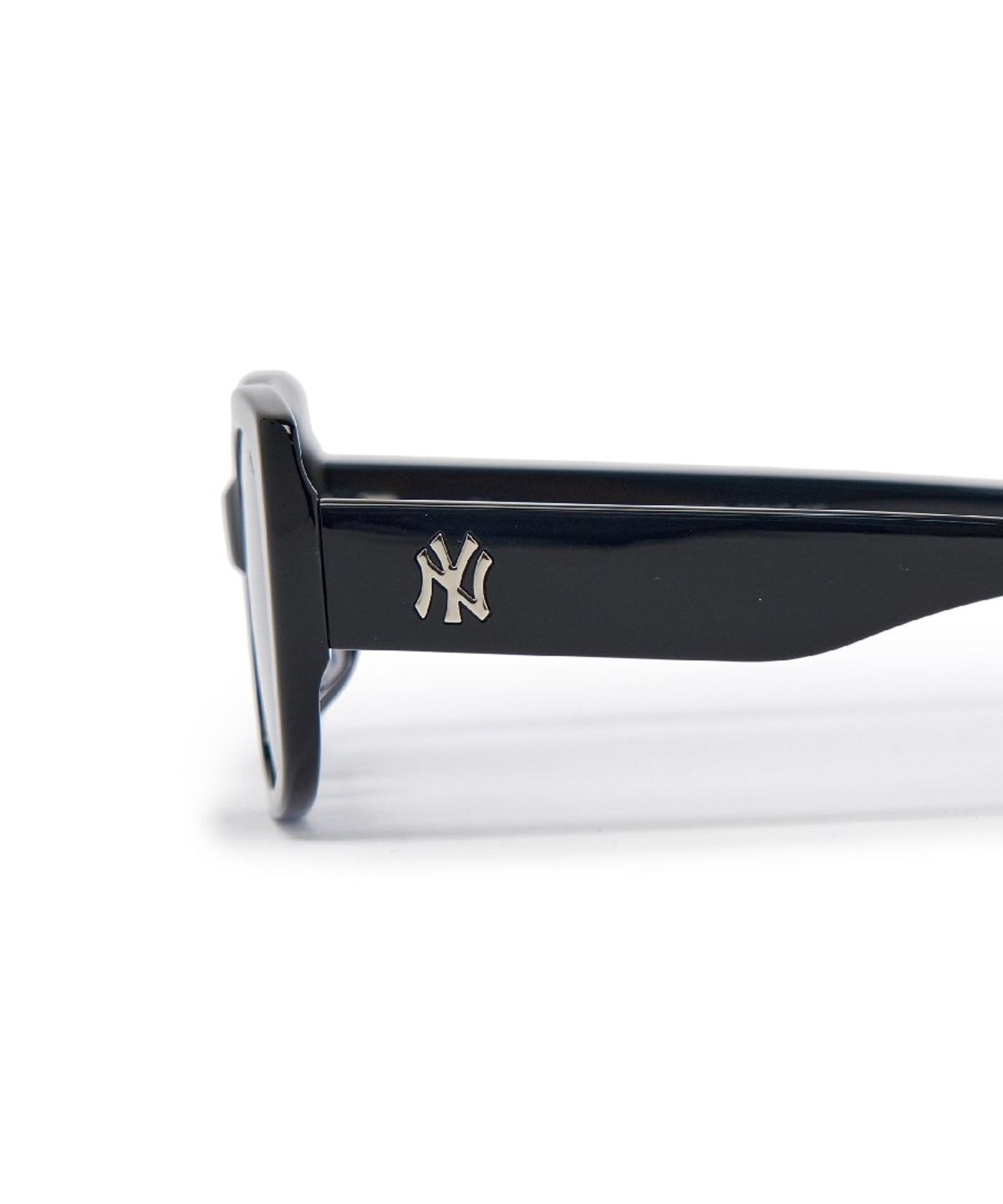 엠엘비(MLB) 클로저 (SQUARE TYPE) NY (Black)
