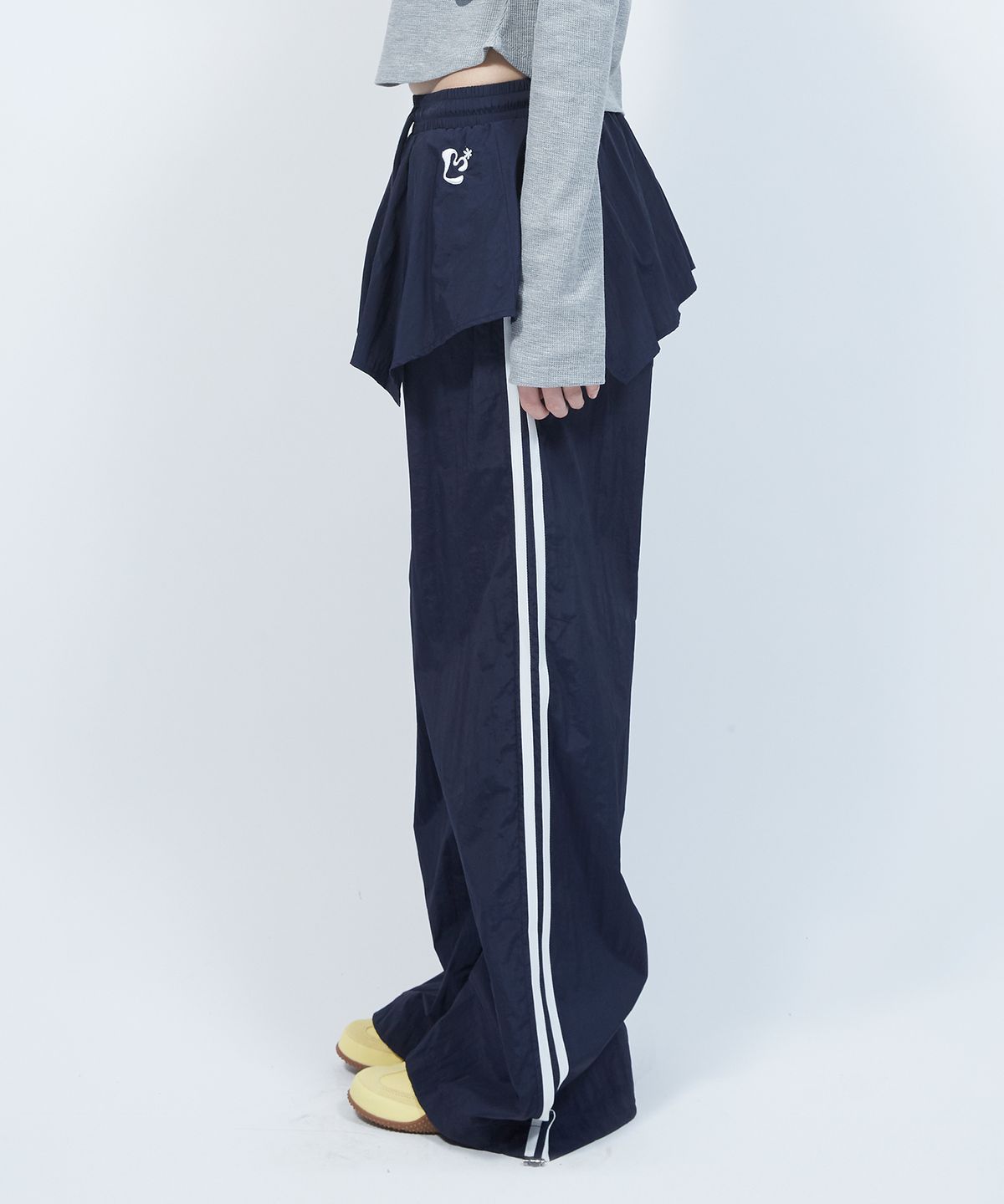 엘엠알(LMR) 레이어드 트랙 나일론 스커트 팬츠 NAVY