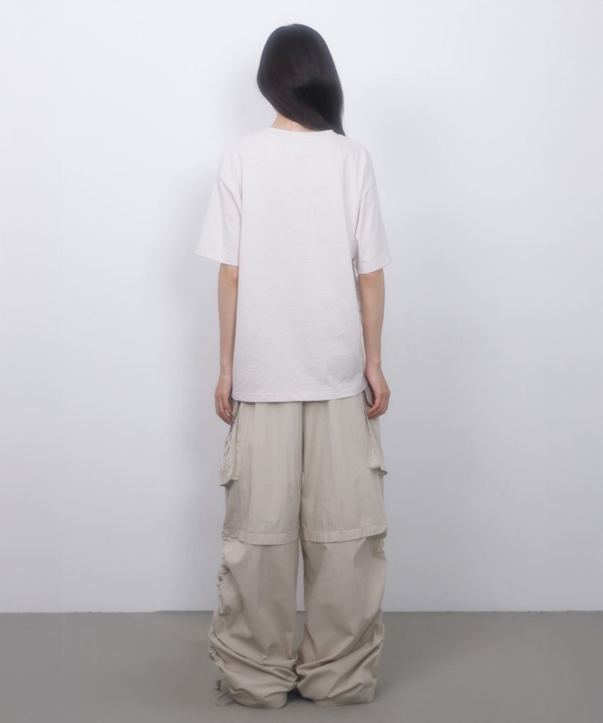 엘엠알(LMR) 셔링 포인트 스트링 카고 팬츠 BEIGE