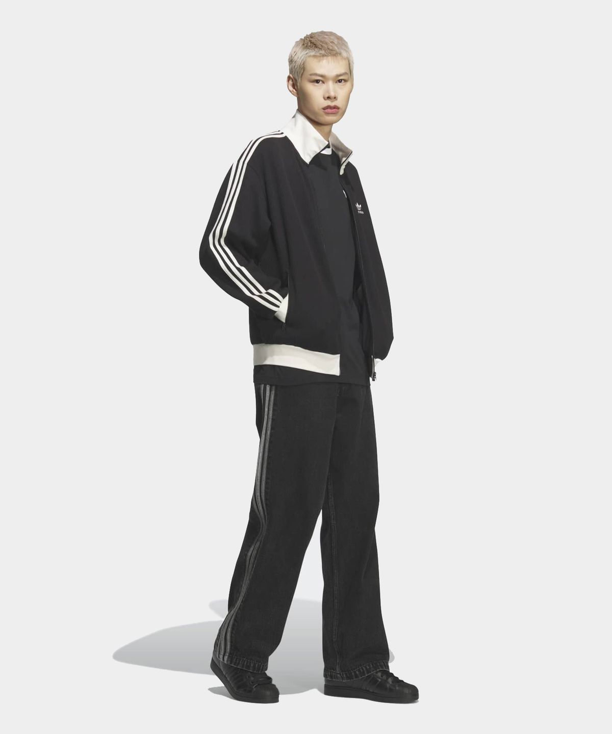 아디다스(ADIDAS) 와플 클래식 트랙탑 - 블랙 / KQ6863