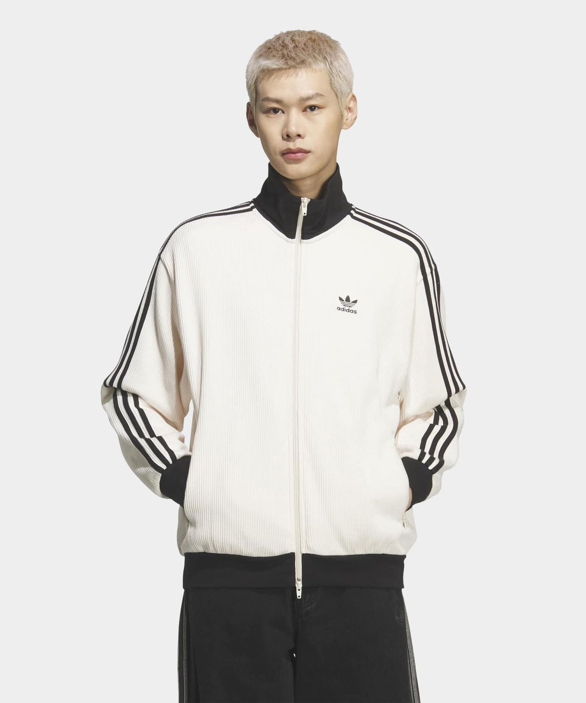 아디다스(ADIDAS) 와플 클래식 트랙탑 - 원더화이트 / KQ6864