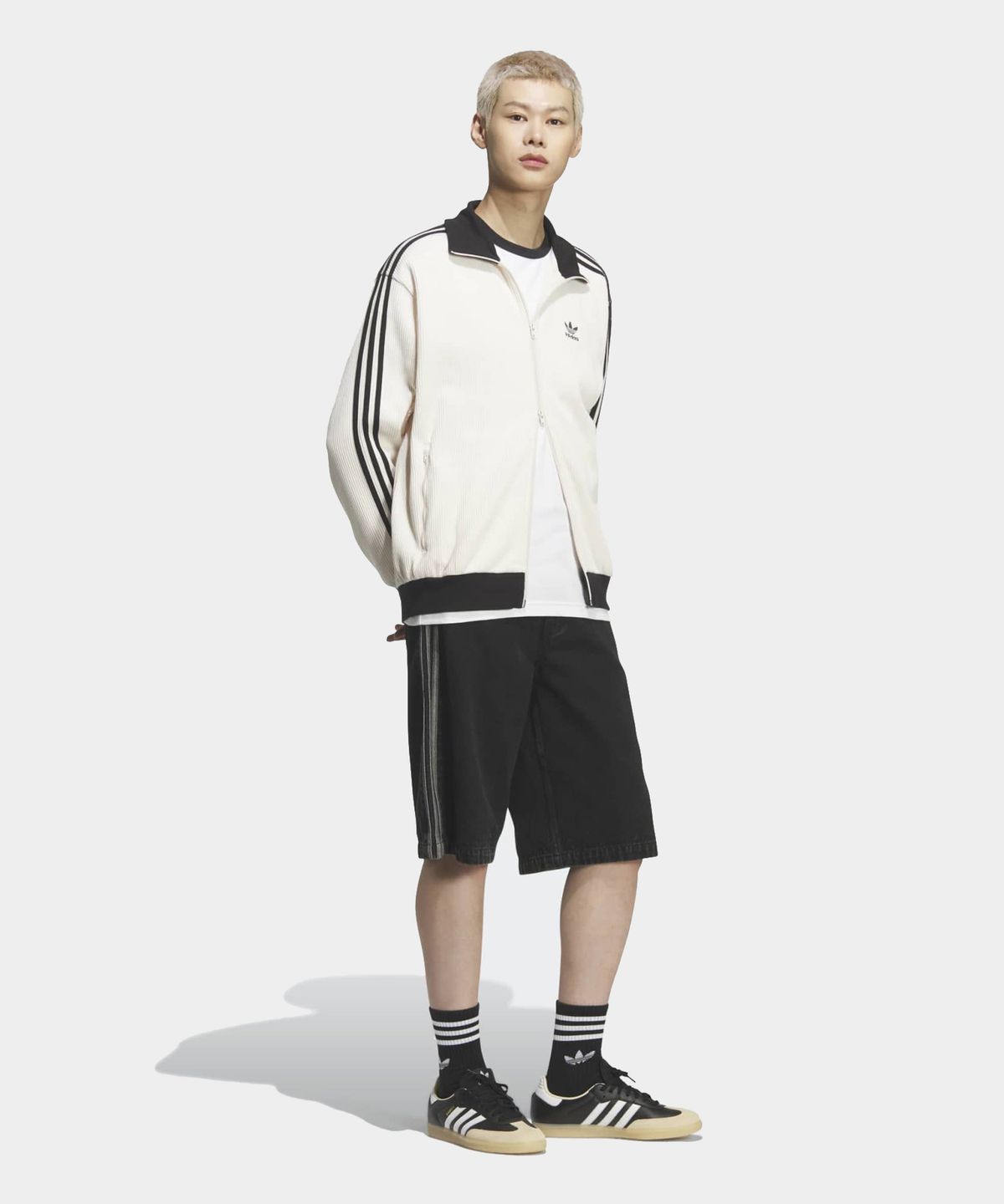 아디다스(ADIDAS) 와플 클래식 트랙탑 - 원더화이트 / KQ6864