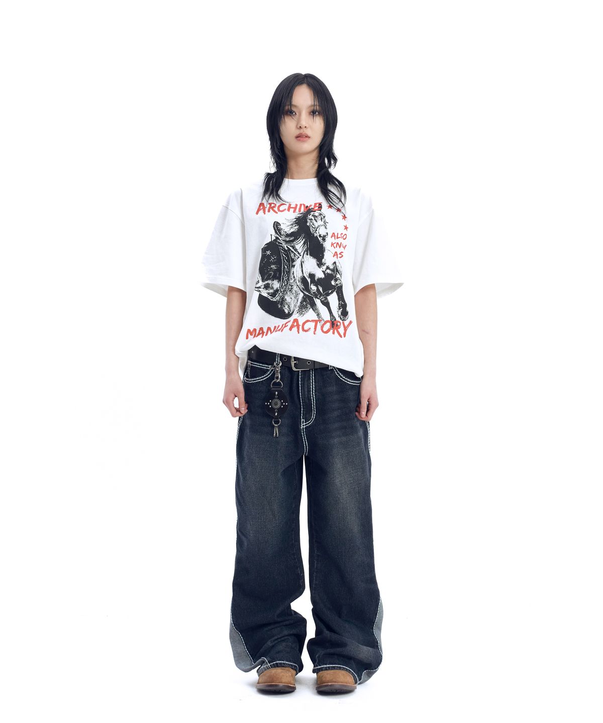 아캄(AAKAM) Stitched Flare Denim Pants (Dark Blue)