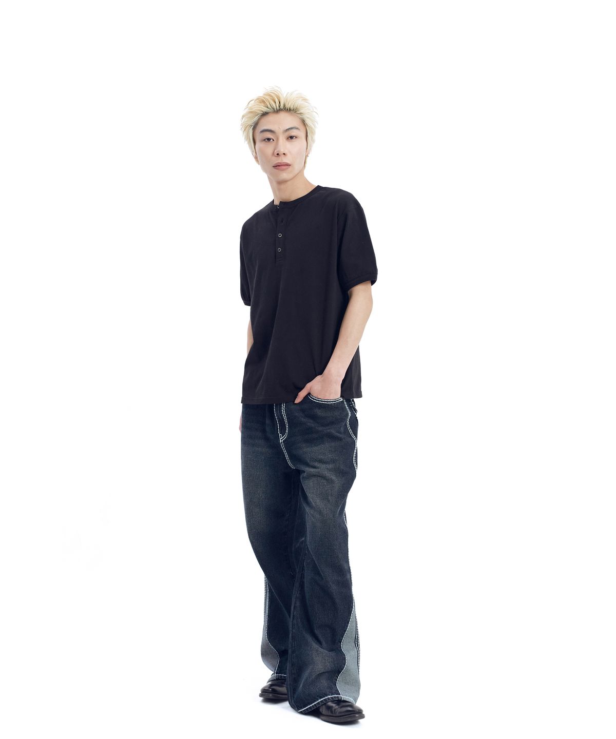 아캄(AAKAM) Stitched Flare Denim Pants (Dark Blue)