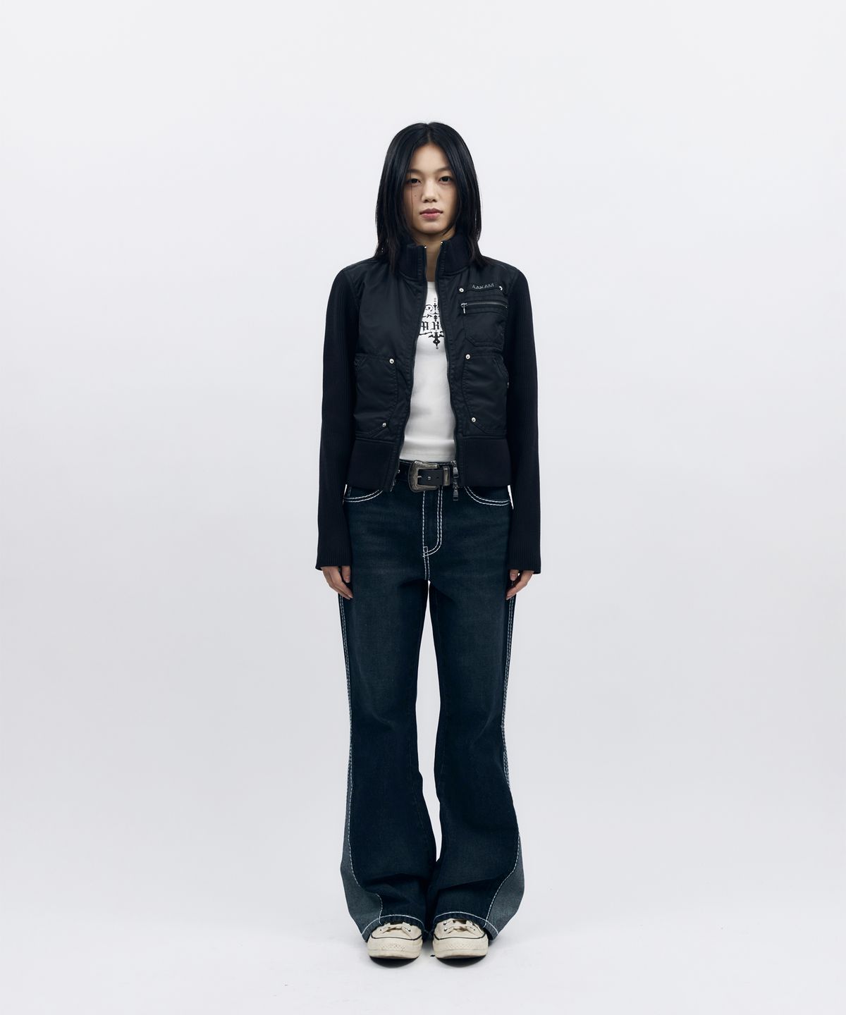 아캄(AAKAM) Stitched Flare Denim Pants (Dark Blue)
