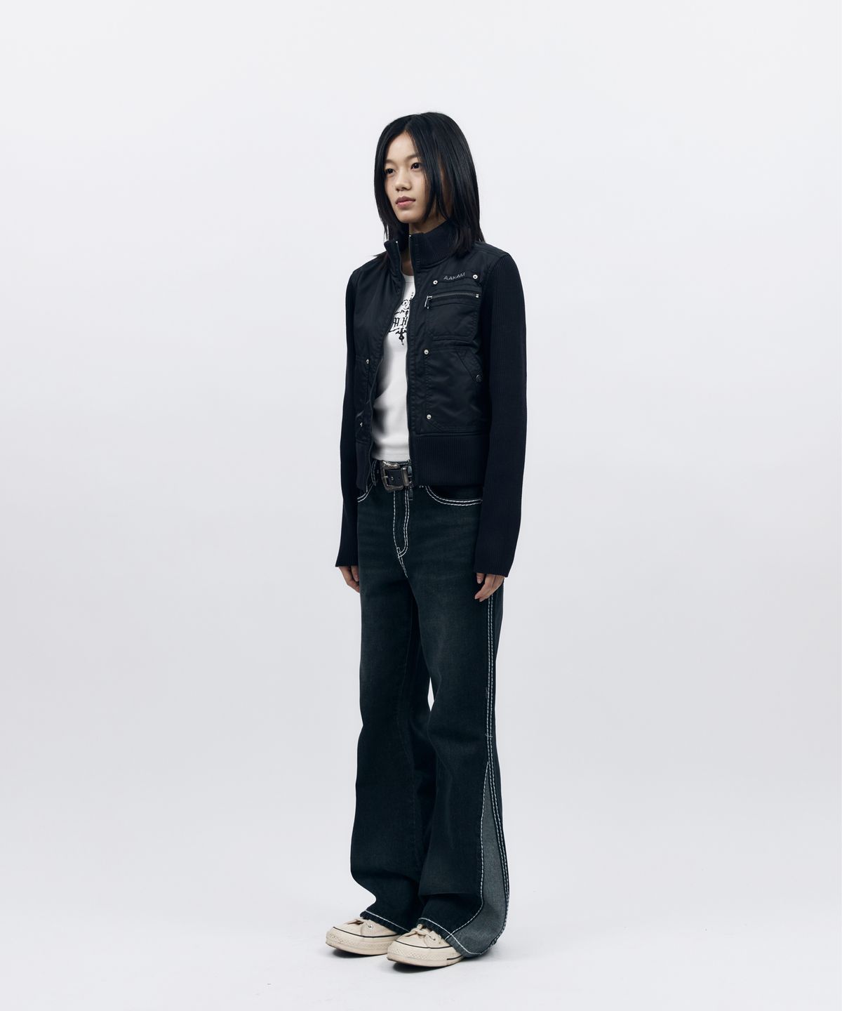 아캄(AAKAM) Stitched Flare Denim Pants (Dark Blue)