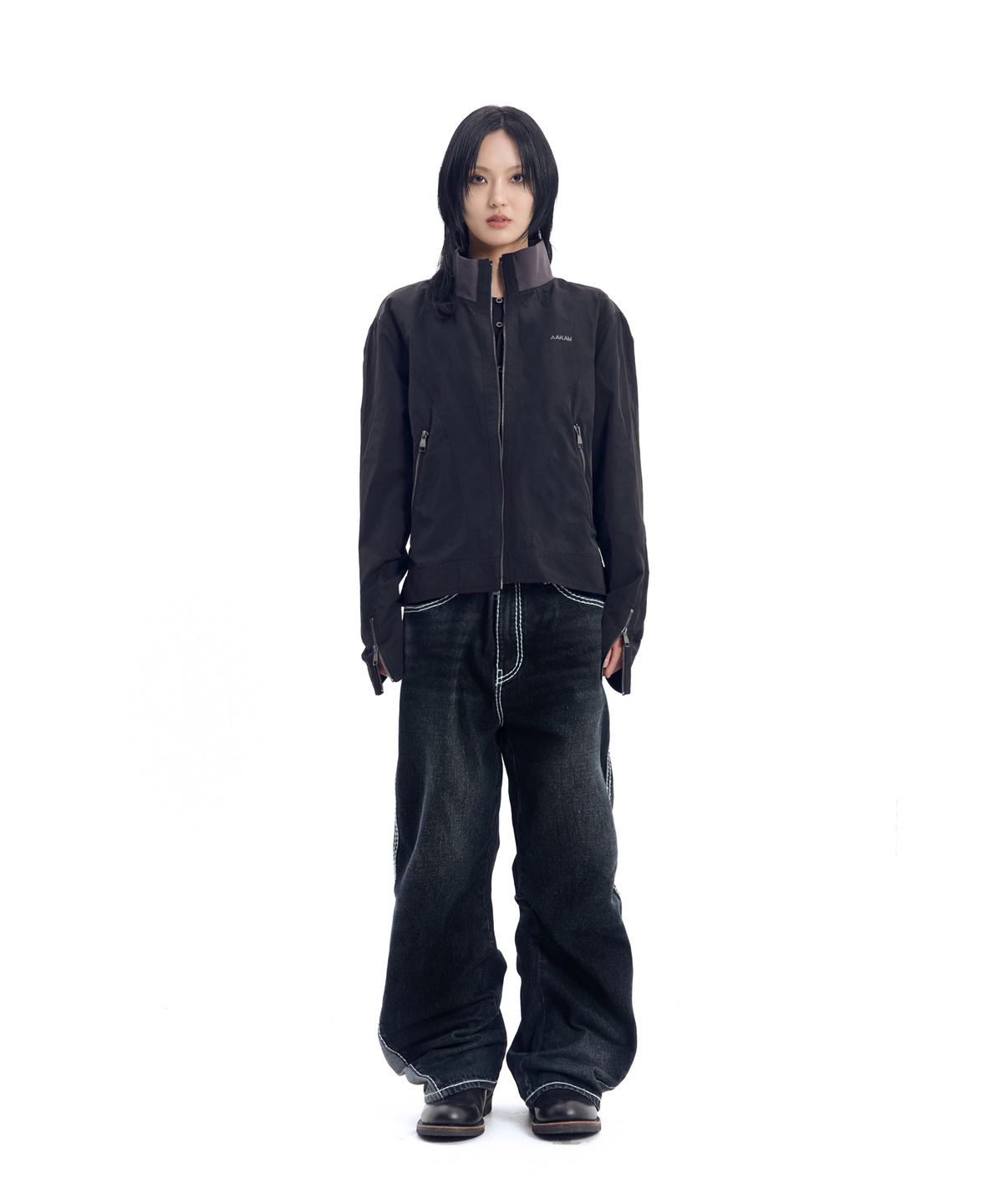 아캄(AAKAM) Stitched Flare Denim Pants (Black)