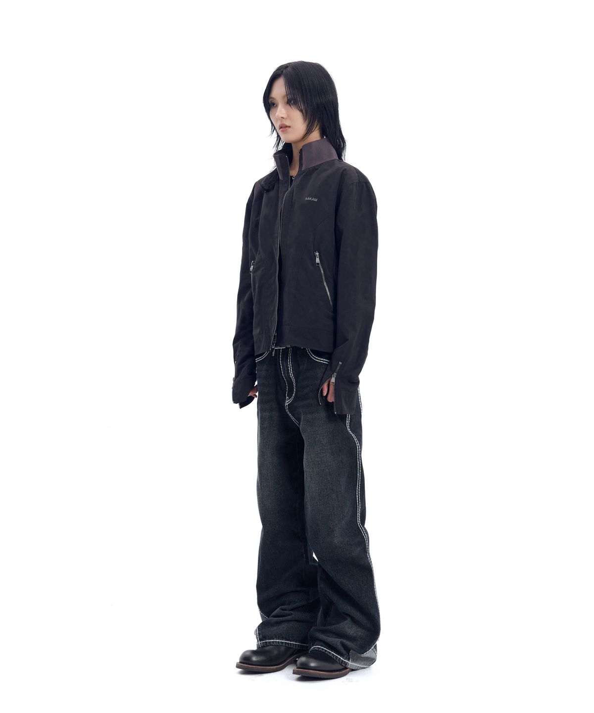 아캄(AAKAM) Stitched Flare Denim Pants (Black)