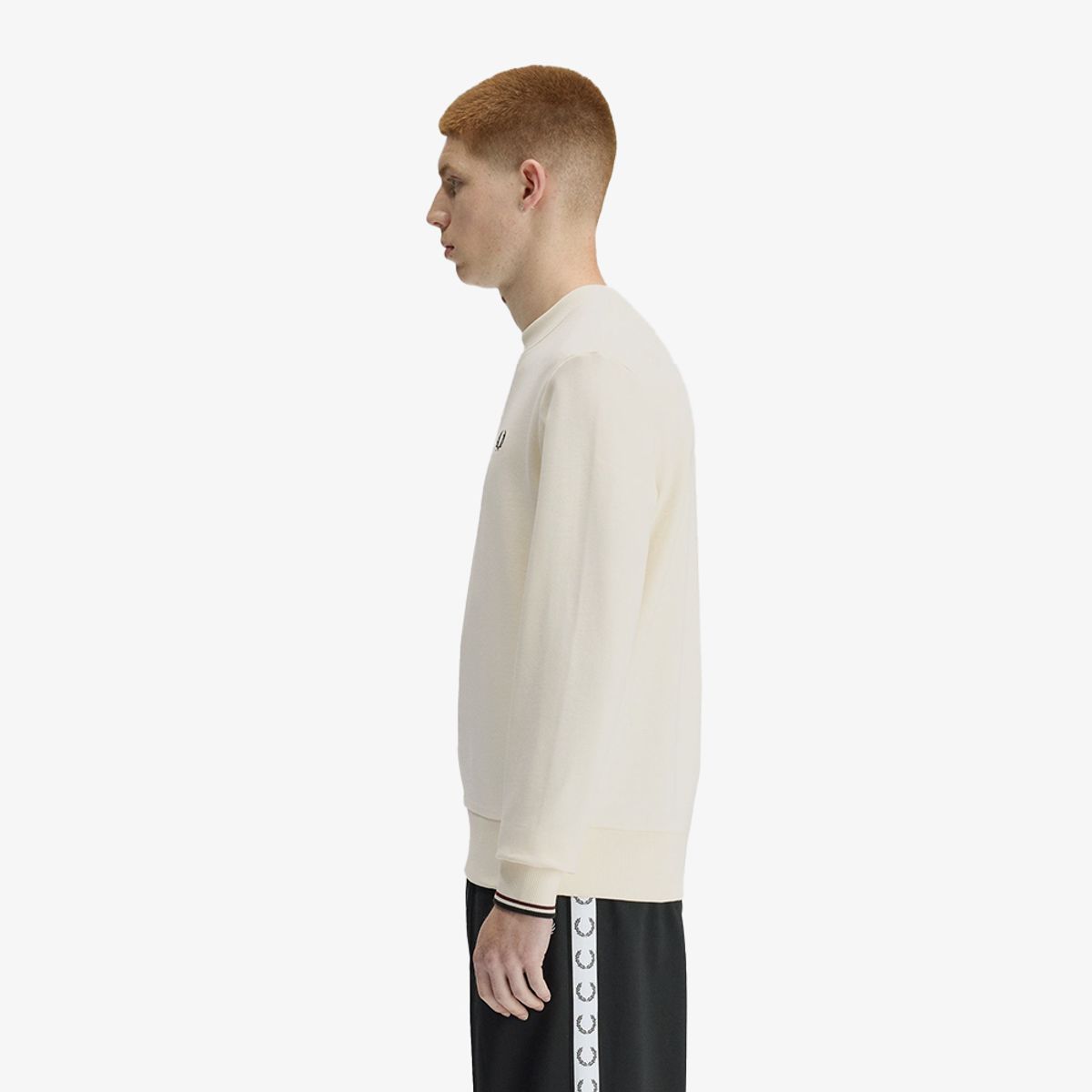 프레드페리(FRED PERRY) [Baseline] 크루넥 스웻셔츠 - 에크루/옥스블러드/그래스루츠 AFPM2617535-84A