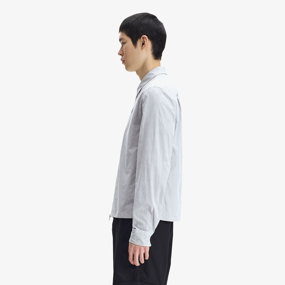 프레드페리(FRED PERRY) [Sharp] 스트라이프 시어서커 집 스루 오버셔츠 - 블루/화이트 AFPM2612403-35B