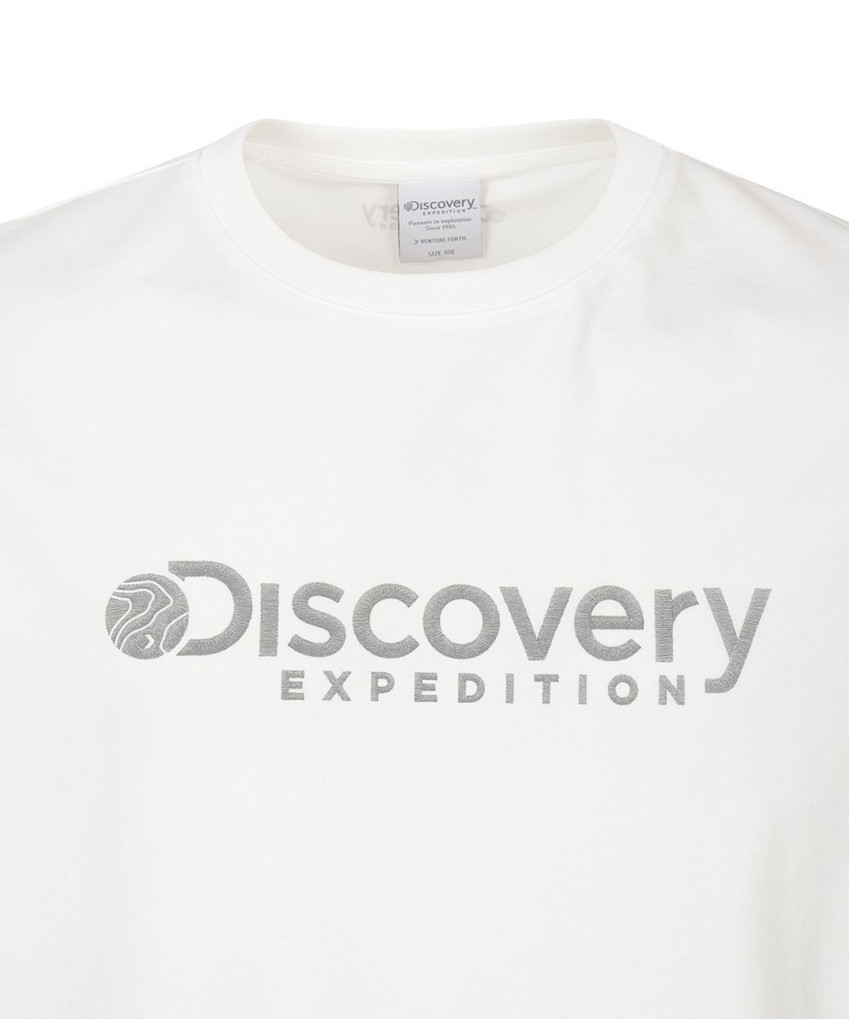 디스커버리 익스페디션(DISCOVERY EXPEDITION) 남성 프레시벤트 로건 반팔티셔츠 (WHITE)