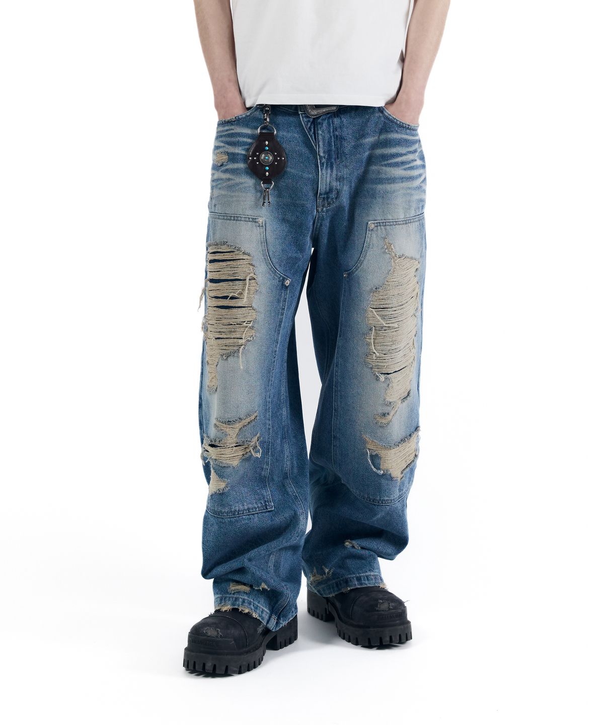 아캄(AAKAM) Destroyed Double Knee Denim Pants (Blue)