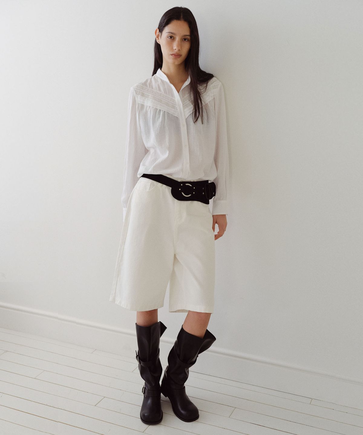 엔오르(EN OR) COTTON LACE TUCK BLOUSE - WHITE