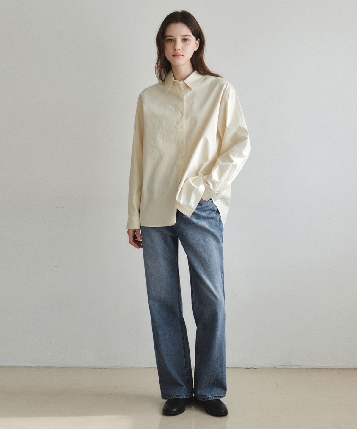 웬즈데이오아시스 포 우먼(WEDNESDAYOASISFORWOMEN) 사이드 버튼 랩 셔츠_LIGHT YELLOW(W26SH03)