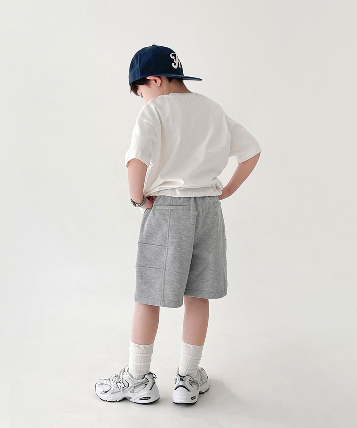 베리클로젯(BERRYCLOSET) 볼트 리벳 팬츠