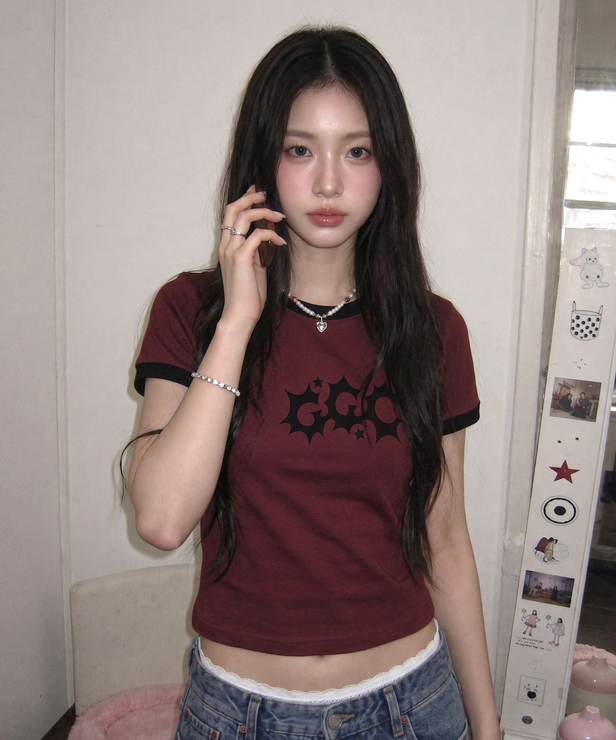 그레이가이즈클럽(GREYGUYSCLUB) 2type 로고 링거 반팔티셔츠 버건디