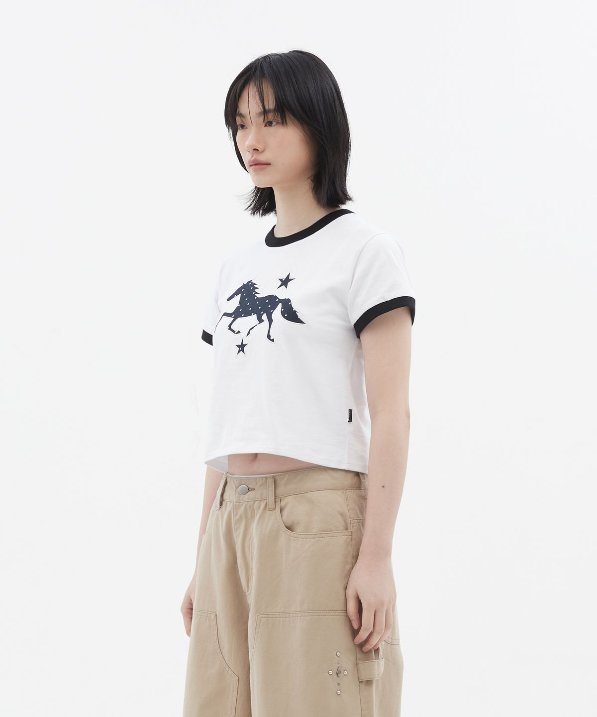 도미넌트(DOMINANT) 3 Star Horse Patch Crop T-Shirt_White