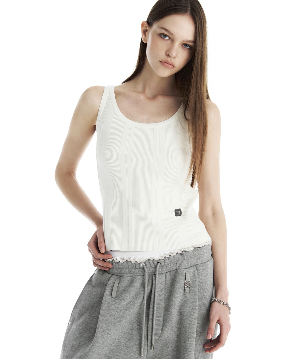 트리밍버드(TREEMINGBIRD) Essential Ribbed Knit Sleeveless Top [ Ivory ]