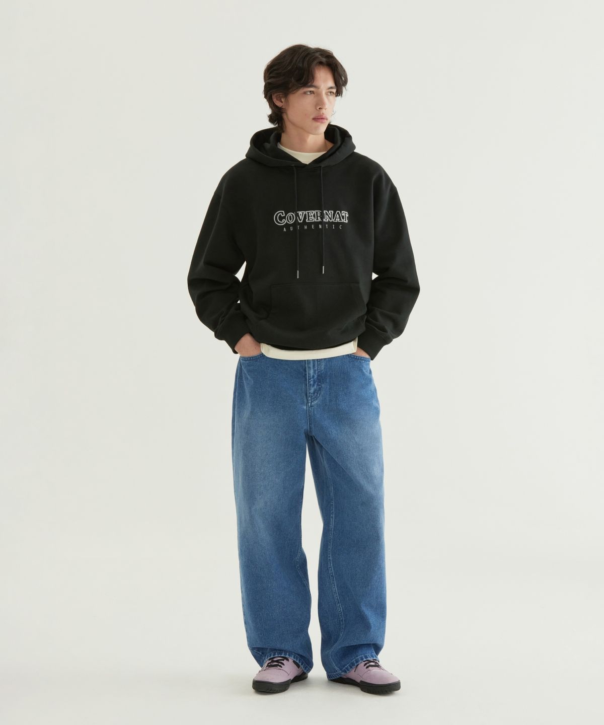 커버낫(COVERNAT) 센터 로고 후디 차콜