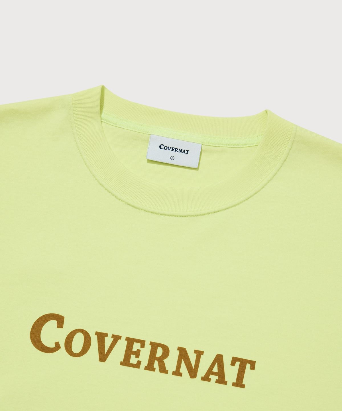 커버낫(COVERNAT) 센터 로고 티셔츠 라임