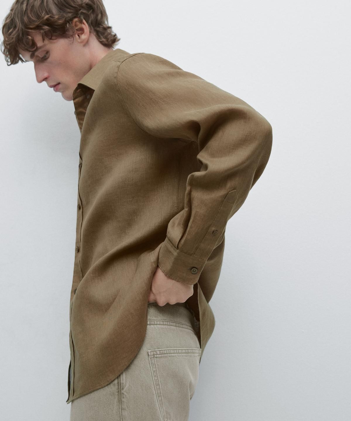 마시모두띠(MASSIMO DUTTI) 100% 린넨 슬림핏 셔츠