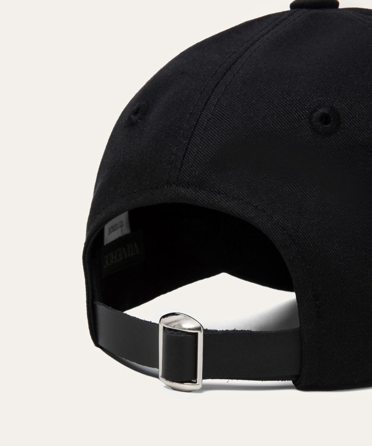 비베르데(VIIVERDE) Leather Logo Patch Cap Black