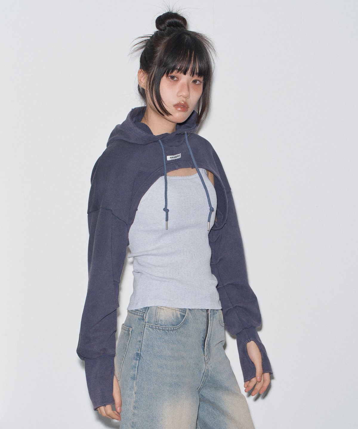 스웨이글로우(SWAYGLOW) 피그먼트 다잉 크롭 후디 티셔츠 Navy