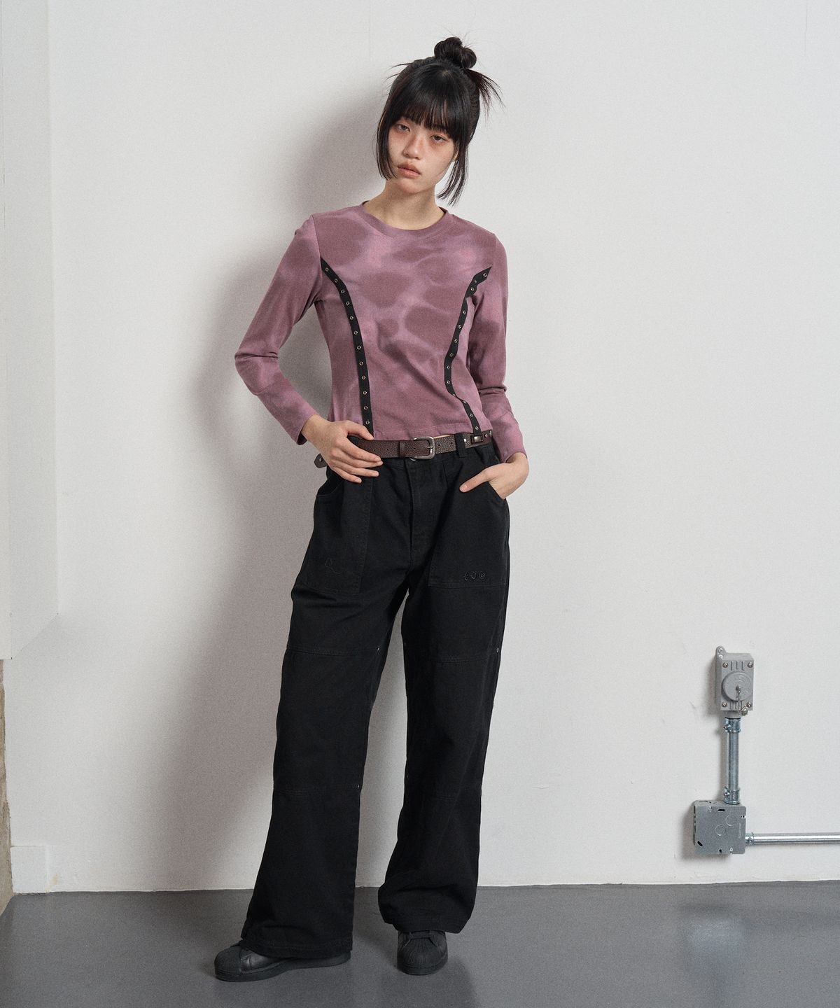 스웨이글로우(SWAYGLOW) 빈티지 다잉 아일렛 티셔츠 Grayish Purple