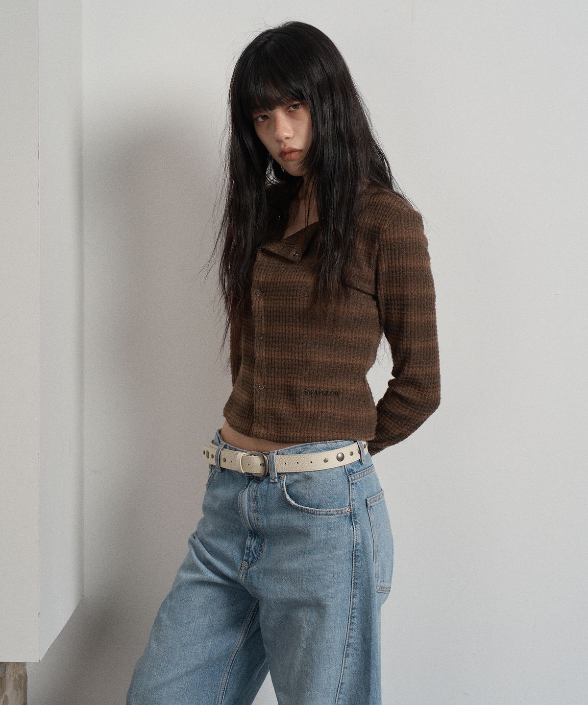 스웨이글로우(SWAYGLOW) 옴브레 가디건 Brown