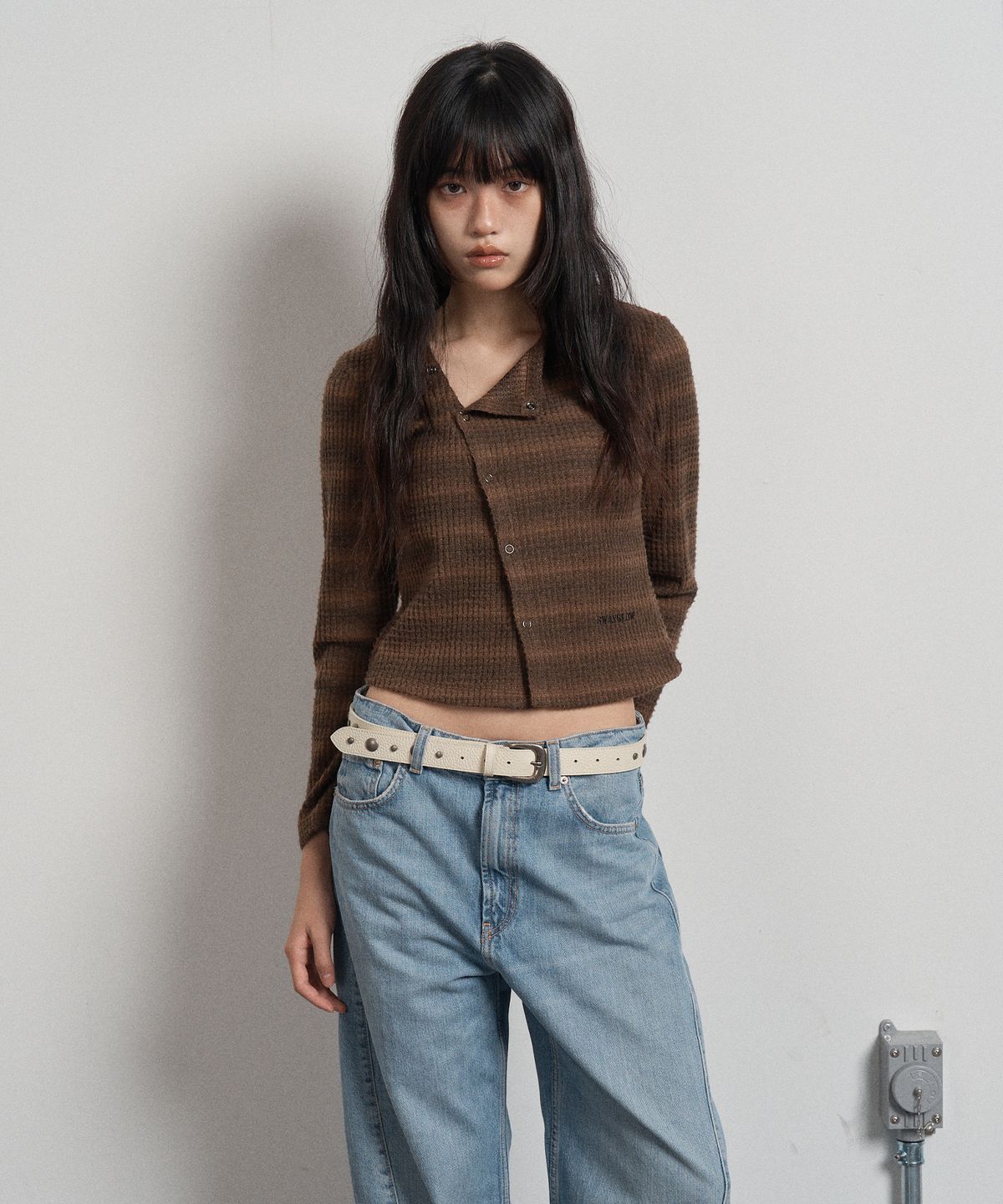 스웨이글로우(SWAYGLOW) 옴브레 가디건 Brown