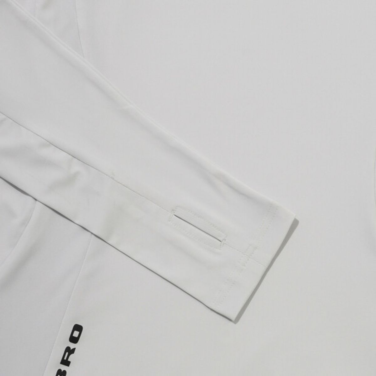 엄브로(UMBRO) PTR 풋볼 트레이닝 긴팔 티셔츠 라이트 그레이 UR121SRL39