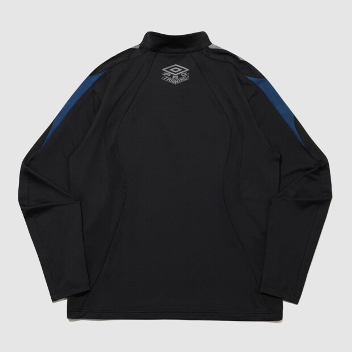 엄브로(UMBRO) PTR 풋볼 트레이닝 하프집업 블랙 UR121SFS39