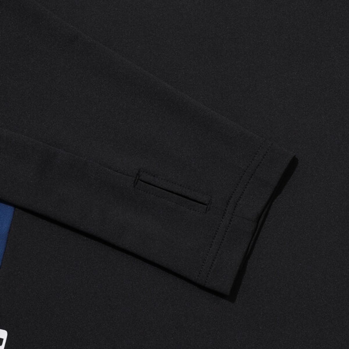 엄브로(UMBRO) PTR 풋볼 트레이닝 하프집업 블랙 UR121SFS39