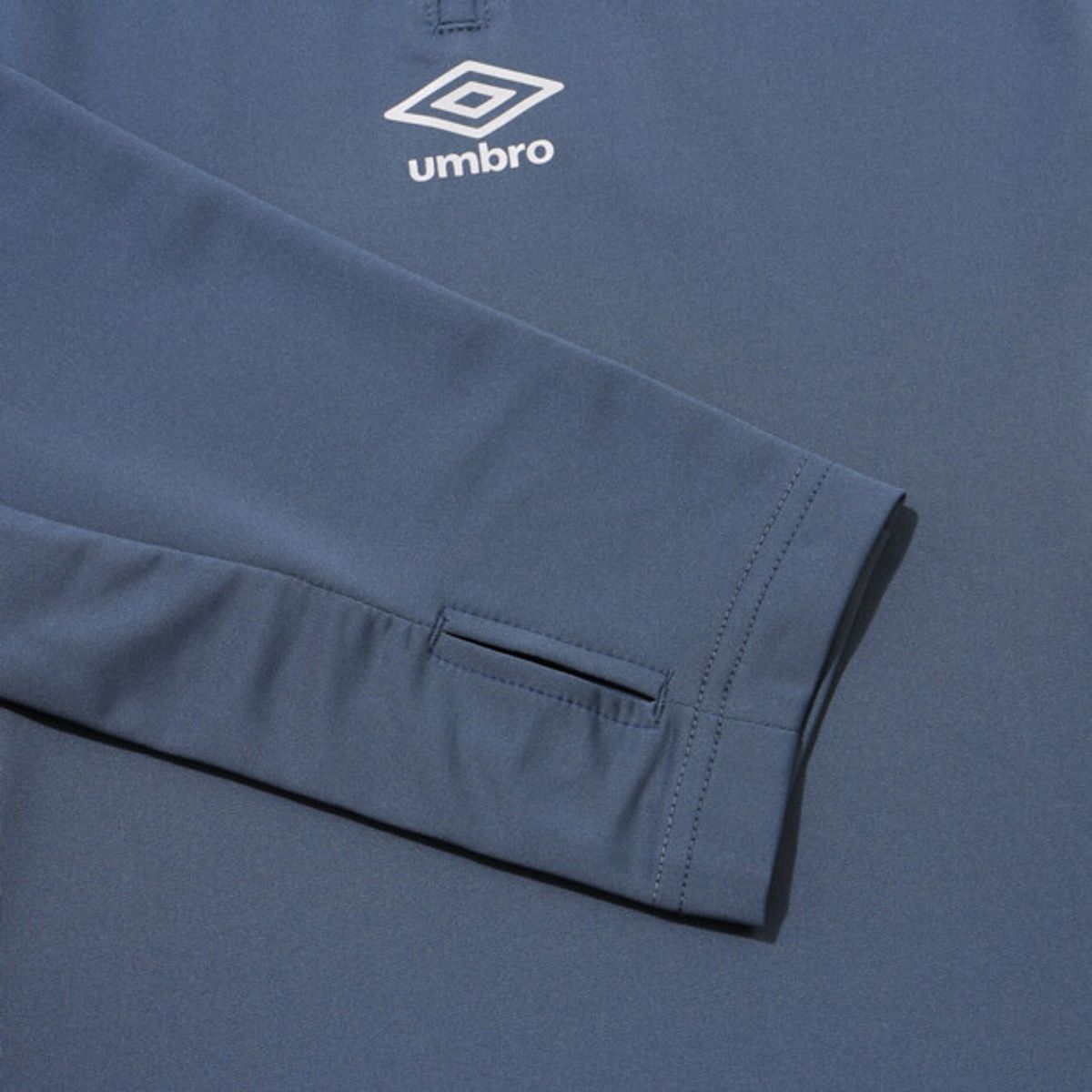 엄브로(UMBRO) PTR 풋볼 트레이닝 하프집업 블루 UR121SFS39