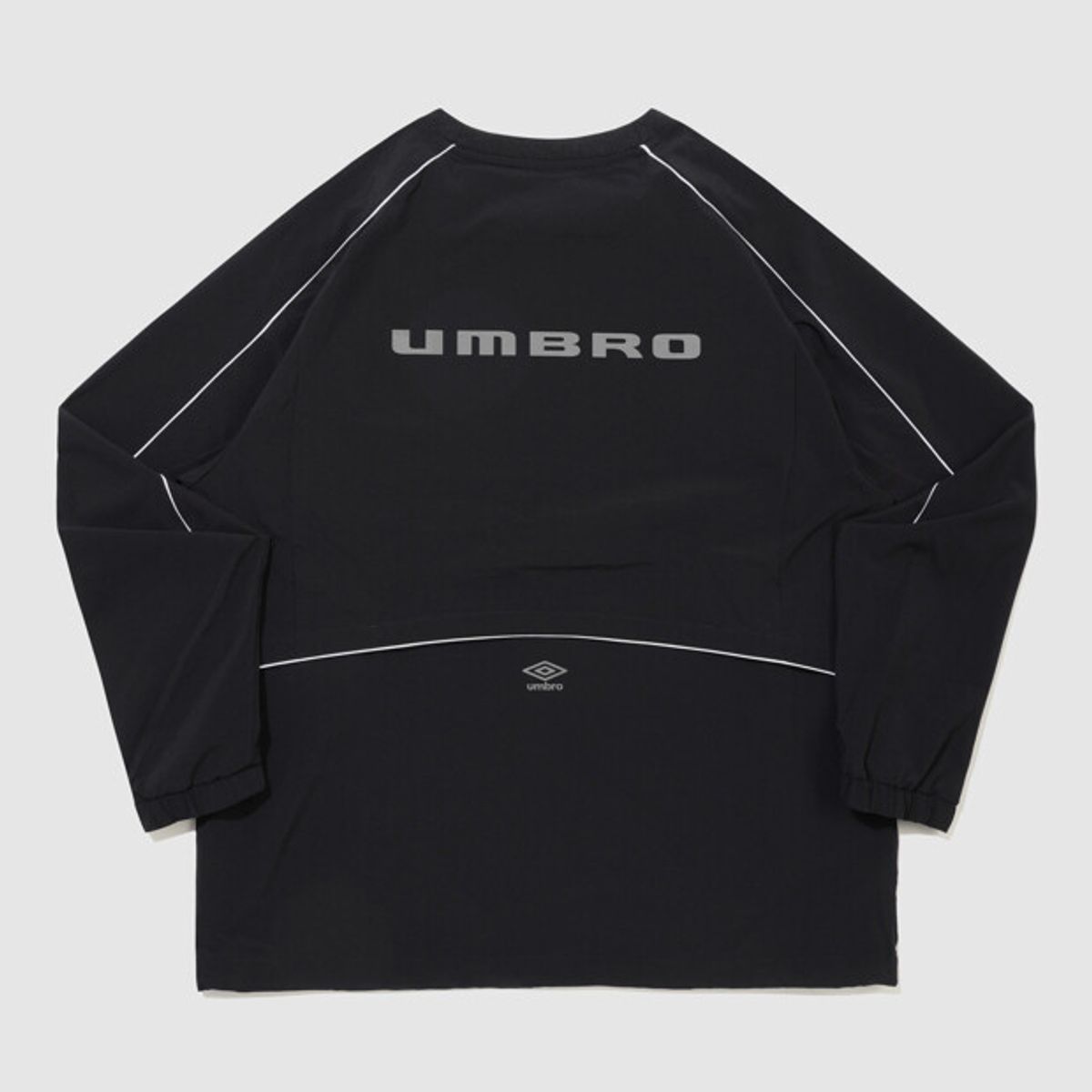 엄브로(UMBRO) 올라운드 스트레치 긴팔 피스테 블랙 UR121SWT22