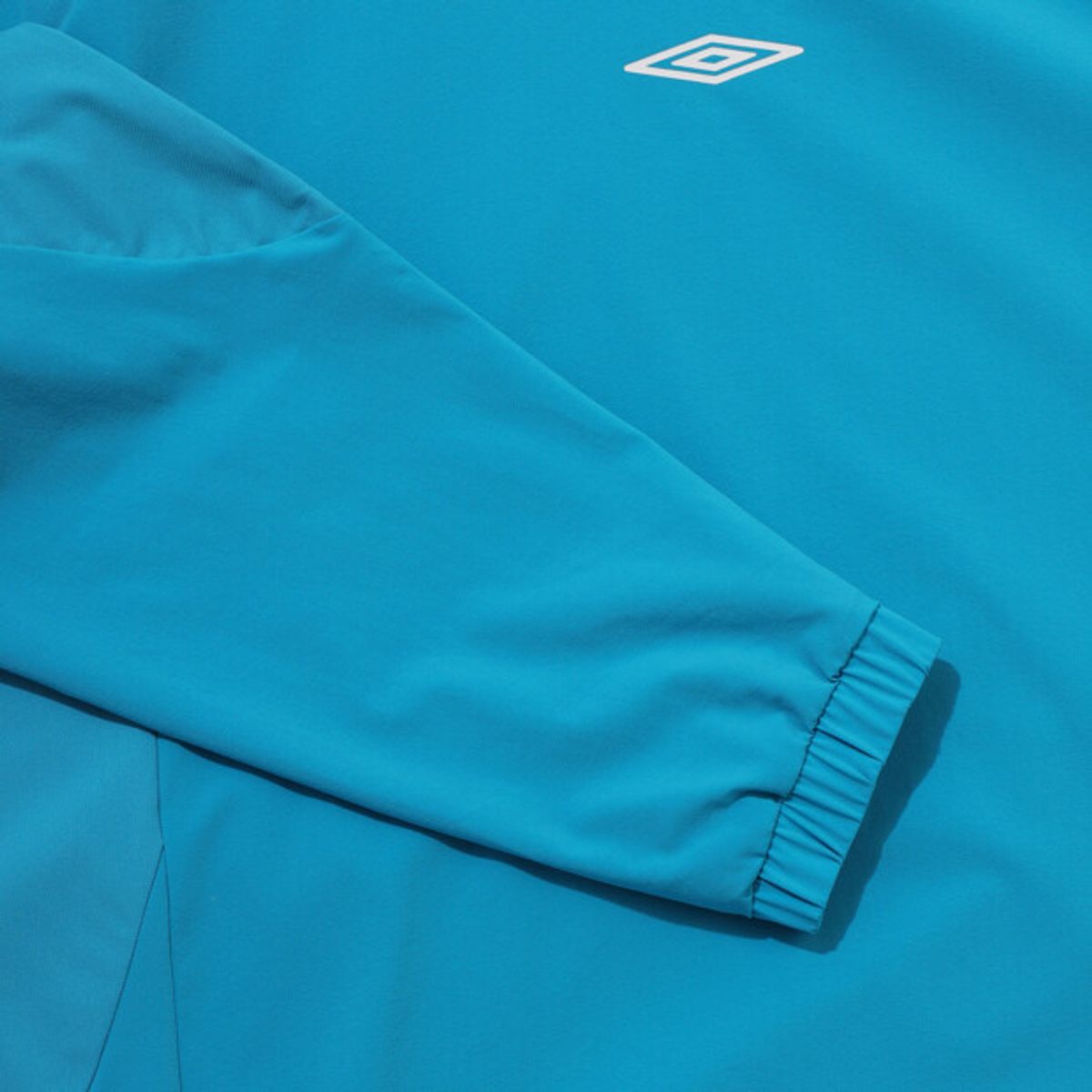 엄브로(UMBRO) 올라운드 스트레치 긴팔 피스테 스카이블루 UR121SWT22