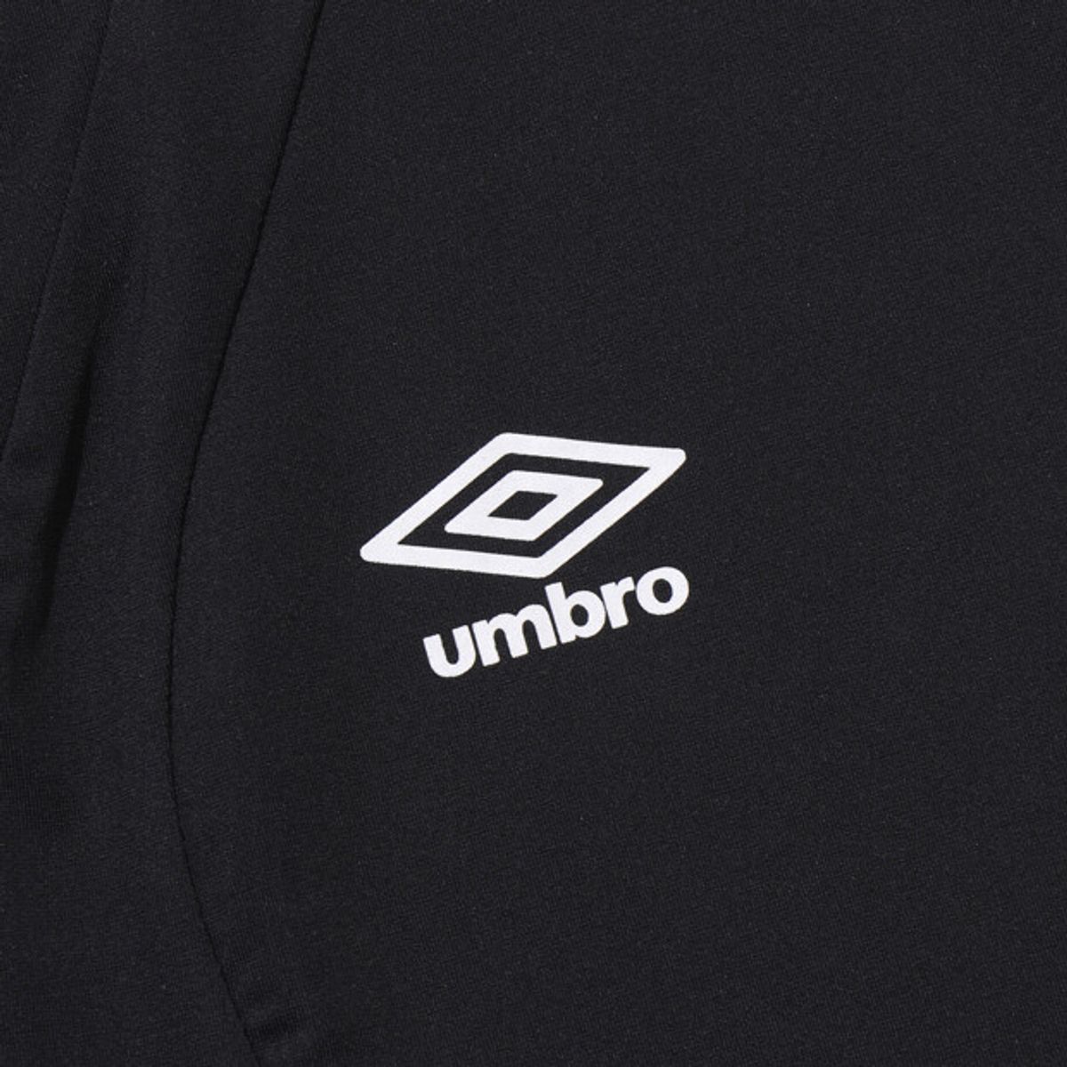 엄브로(UMBRO) PTR 메쉬 풋볼 반팔 티셔츠 블랙 UR121SRS38