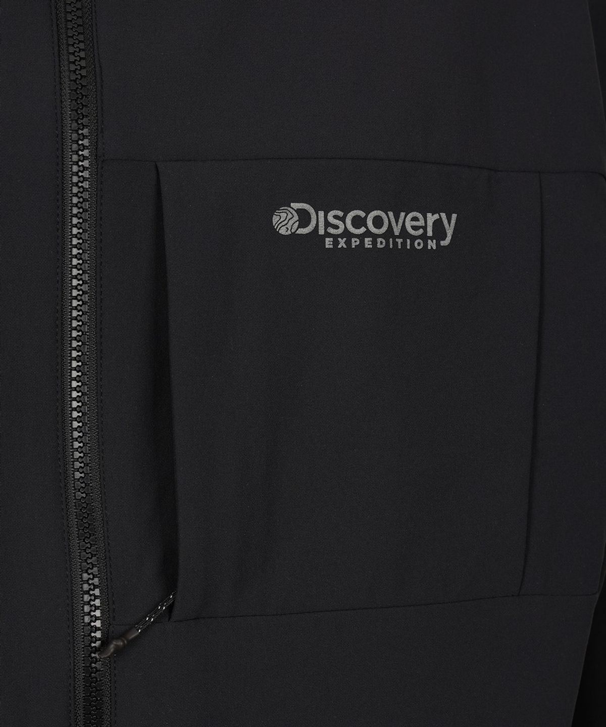 디스커버리 익스페디션(DISCOVERY EXPEDITION) 남성 에센셜 하이넥 소프트쉘 자켓 (BLACK)