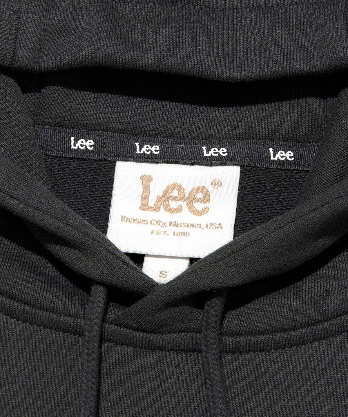 리(LEE) 우먼 도트 그래픽 후드 챠콜
