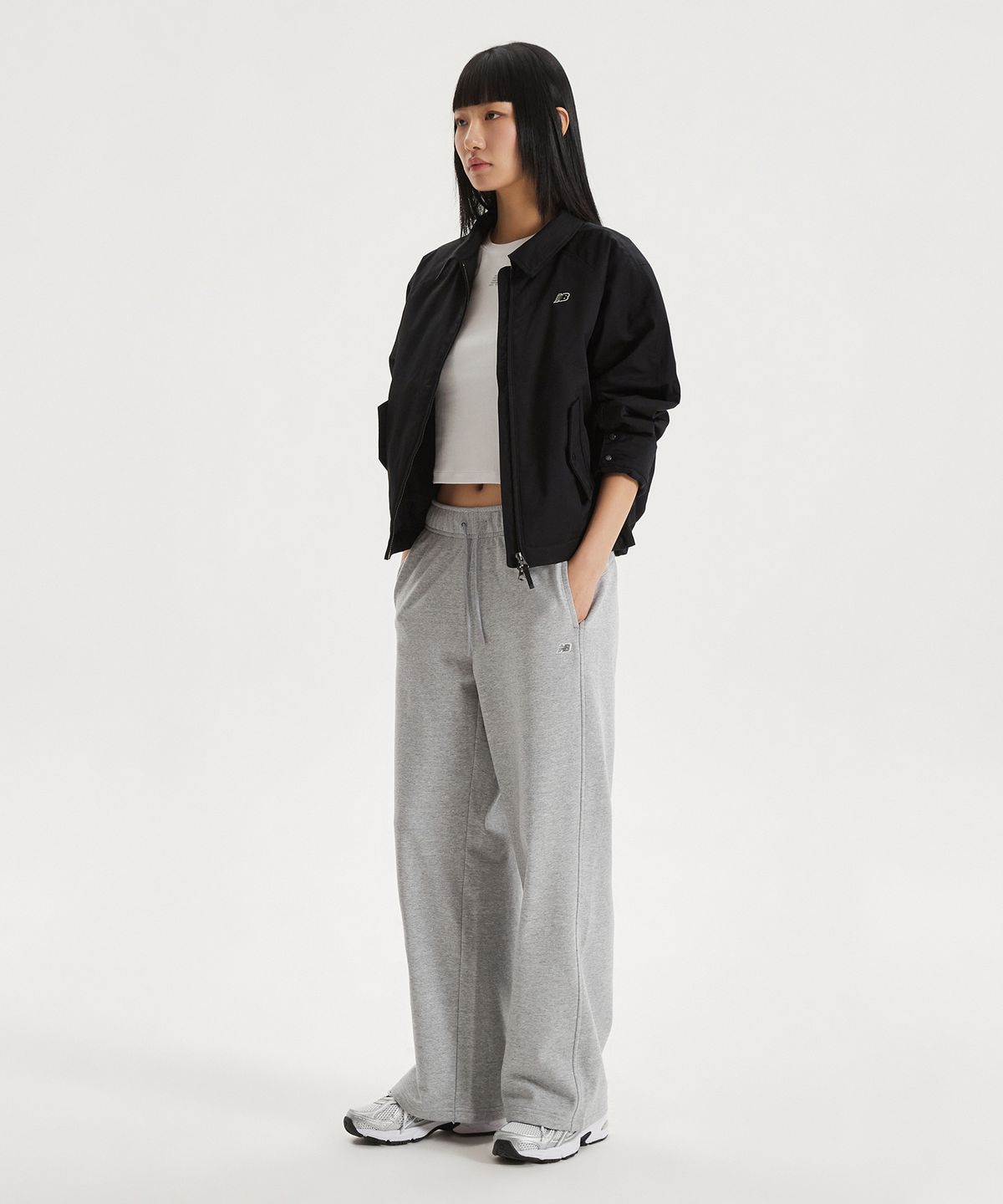 뉴발란스(NEW BALANCE) NBMLG1W222 / WOMEN 에센셜 와이드팬츠 (GRAY)