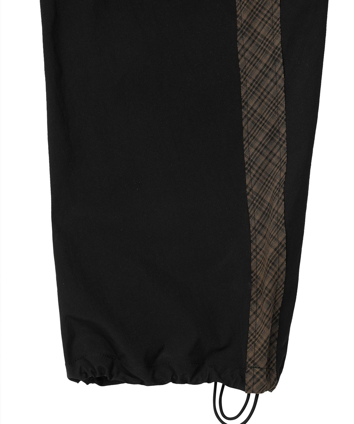 다이닛(DEINET) POINT CHECK DETAIL PANTS IN BLACK
