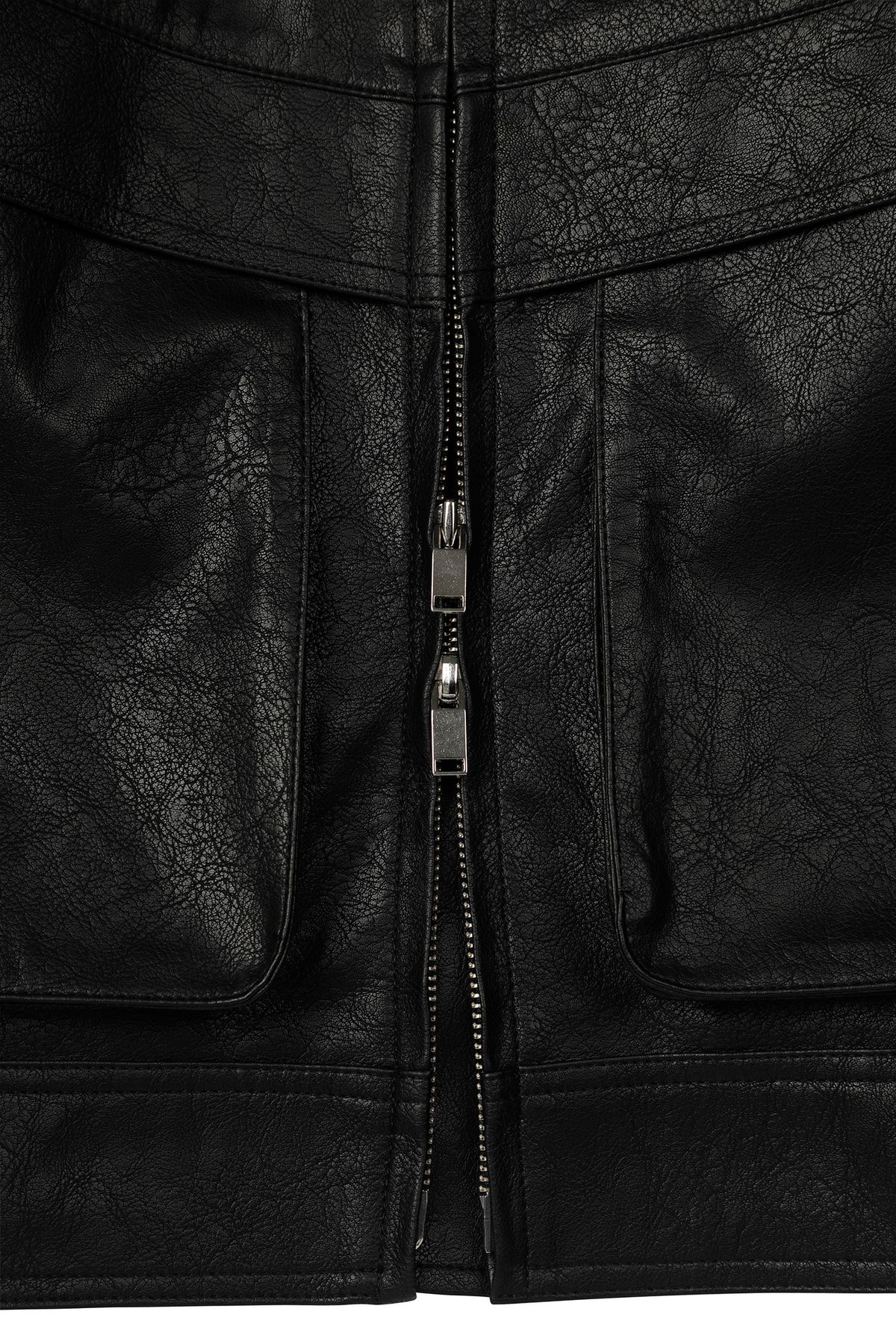 다이닛(DEINET) CONSTRUCT PANEL JACKET IN BLACK